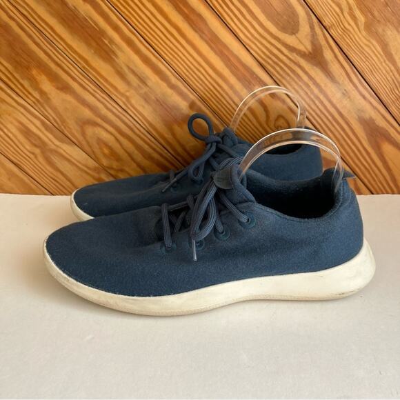 Allbirds Men\'s The Wool Runner Sneakers in Twilight Blue main image 6